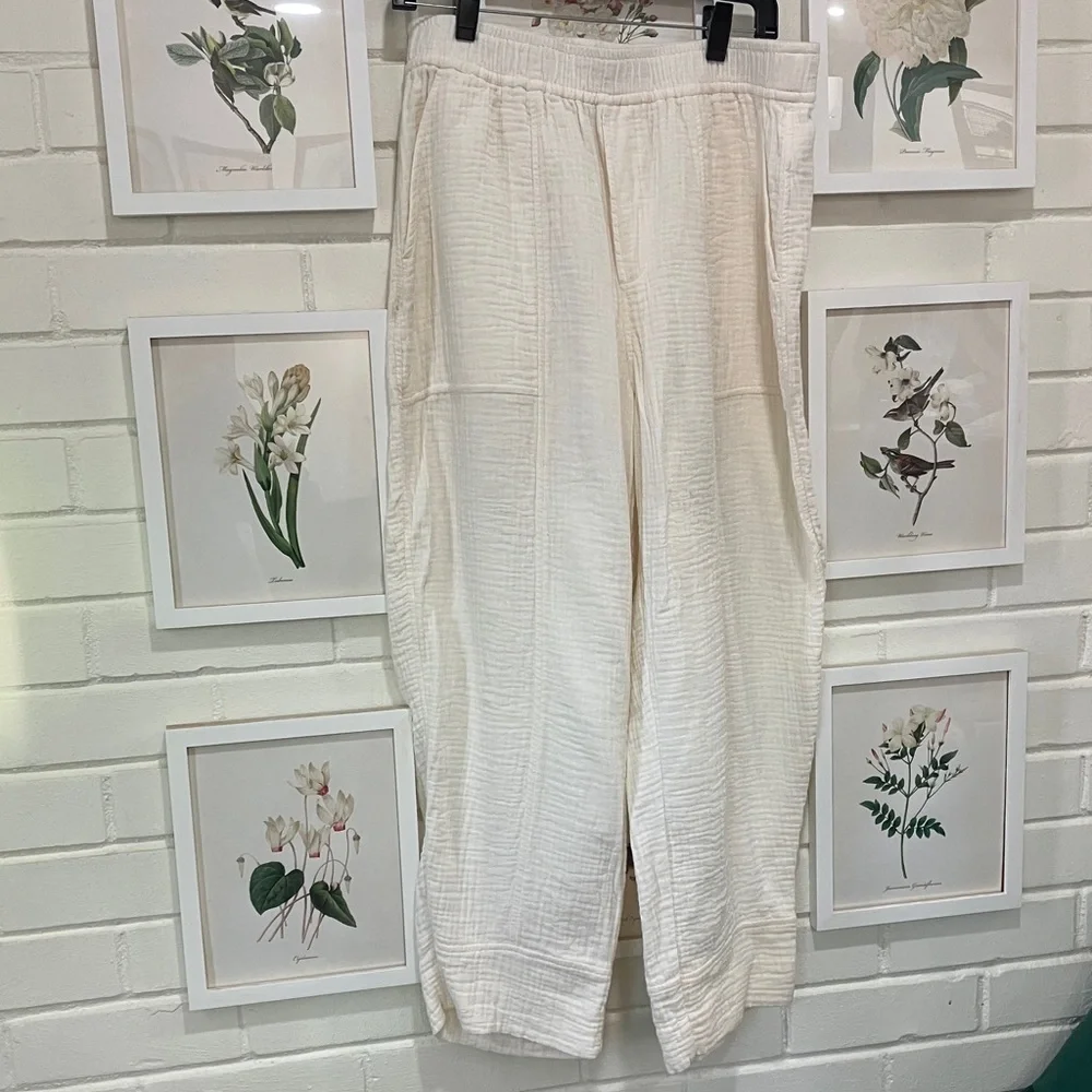 Madewell Cream Gauze Barrel Leg Pants (slight taper at the bottom) with Pockets - Picture 3 of 5